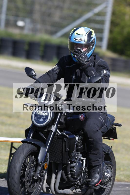 /05 07.04.2026 Cornu Master School ADR/Gruppe gruen/1